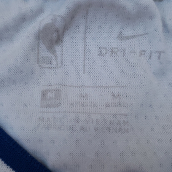 76ers Ben Simmons jersey - Picture 3 of 4